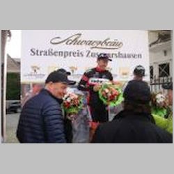 schwarzbraeu277.jpg